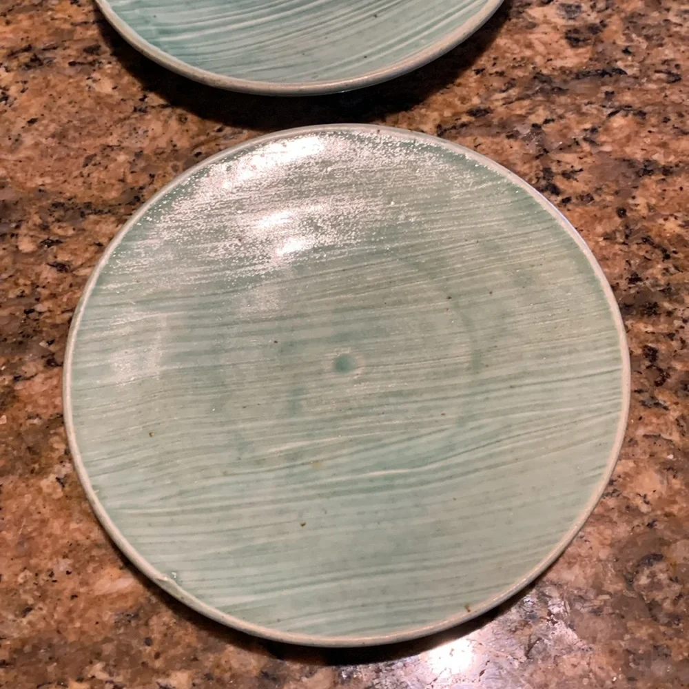 N/A pottery plates